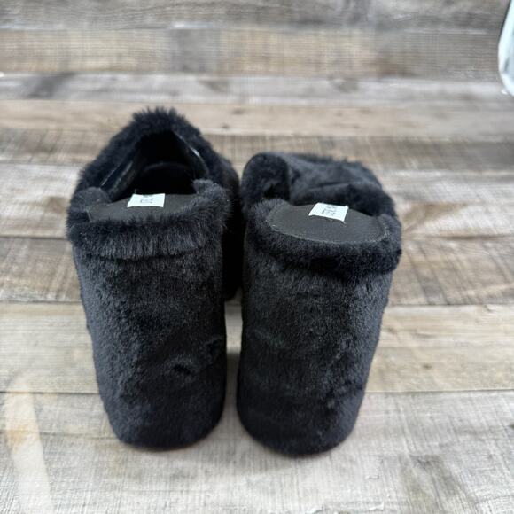 Steve Madden Chunky Faux Fur Heels Size 9.5M - Picture 7 of 8